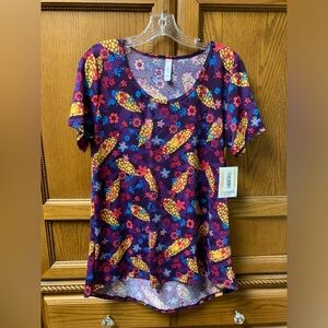 NWT!! LuLaRoe Women’s “Classic T” Colorful Short Sleeve Floral Print Tshirt Med